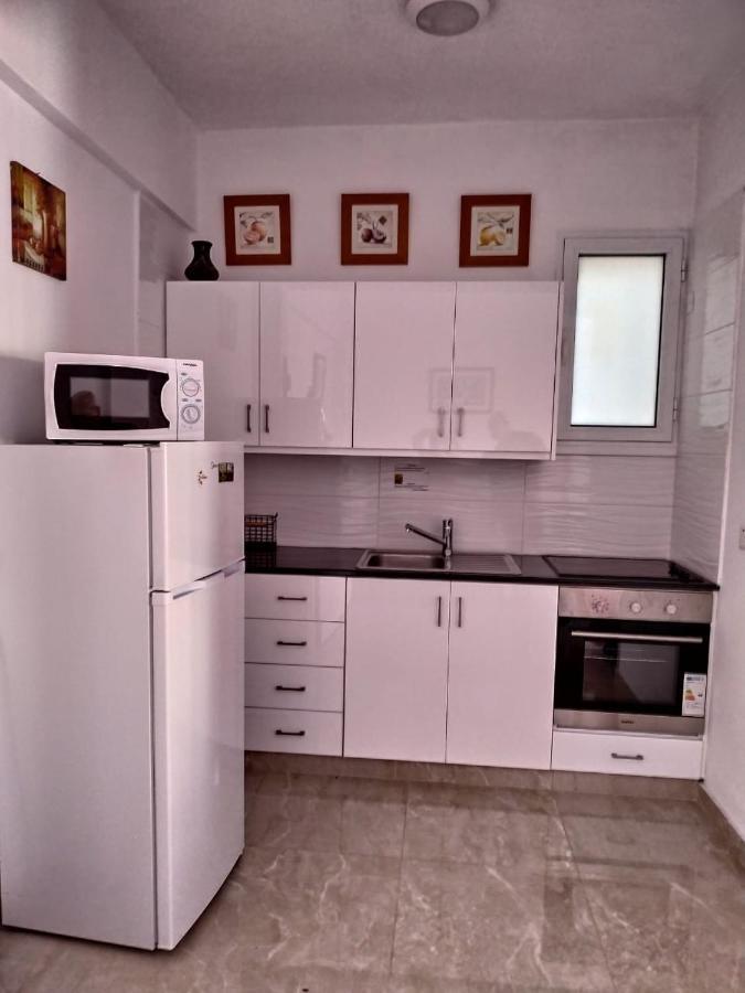 1 Bedroom Apartment Lárnaka Eksteriør bilde
