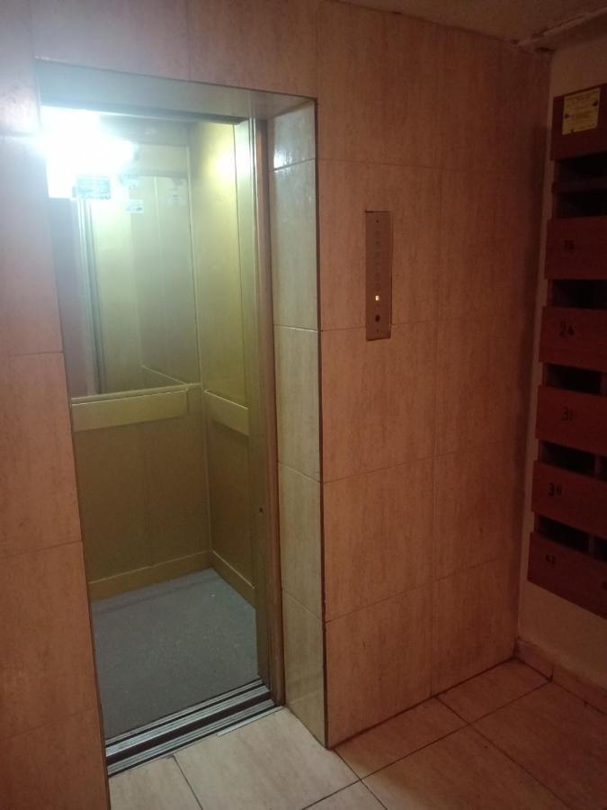 1 Bedroom Apartment Lárnaka Eksteriør bilde