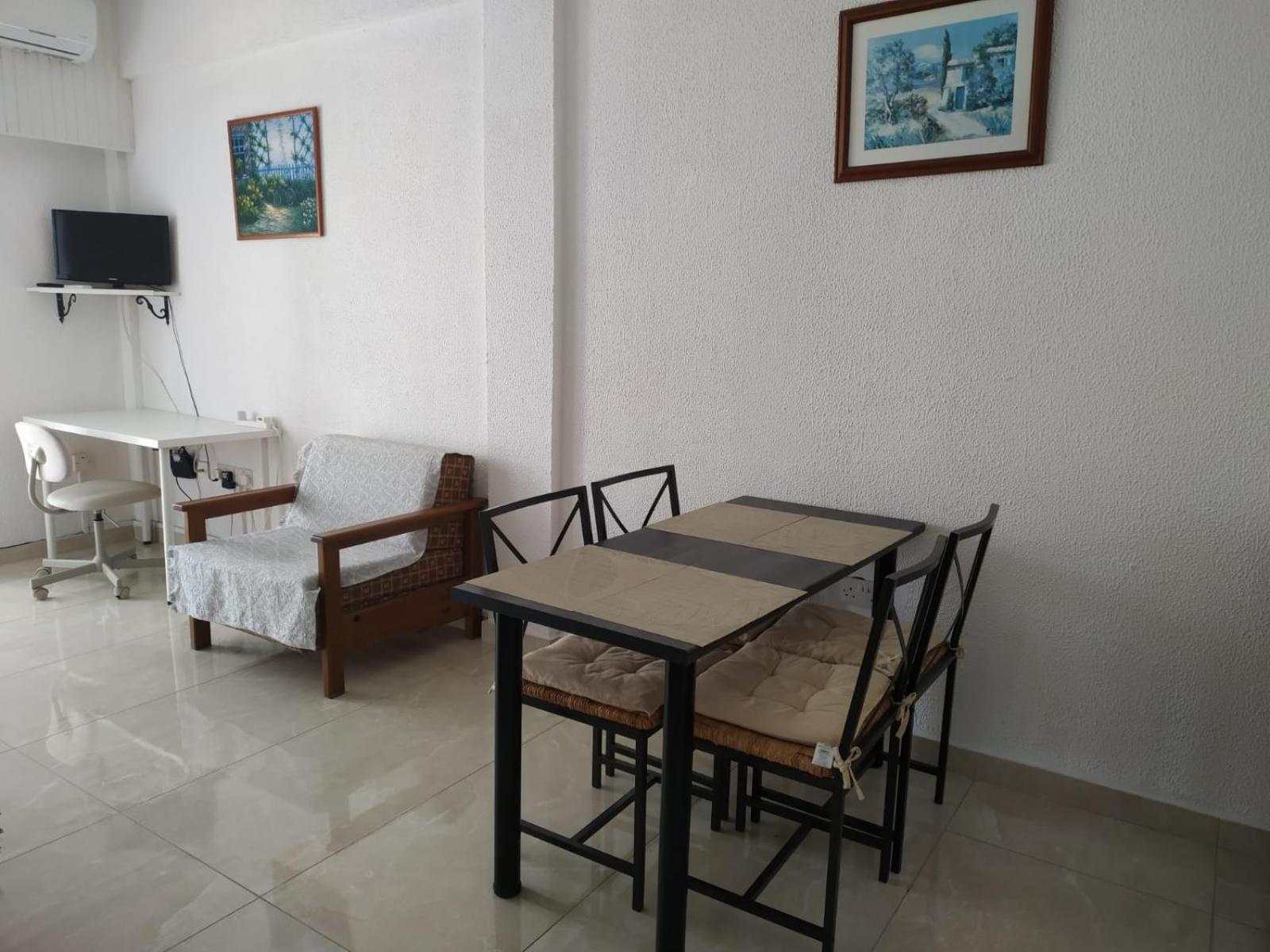 1 Bedroom Apartment Lárnaka Rom bilde